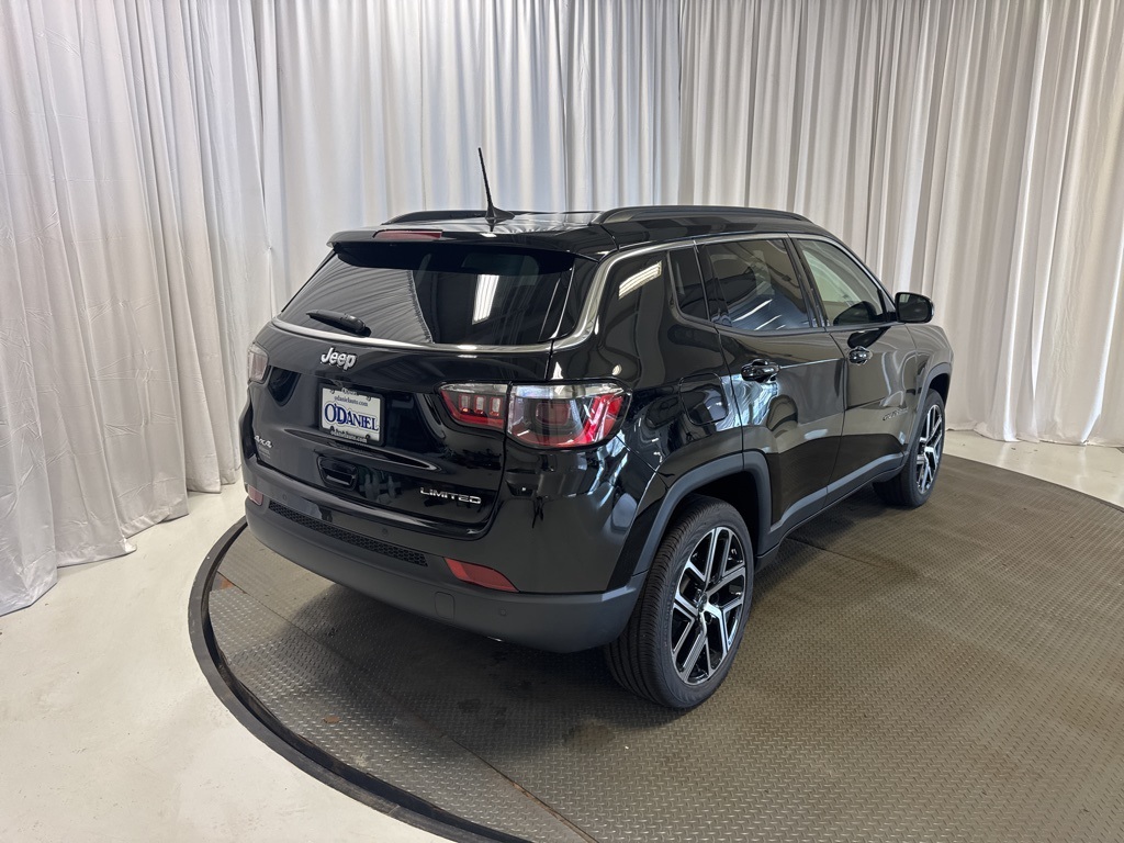 new 2025 Jeep Compass car, priced at $33,376