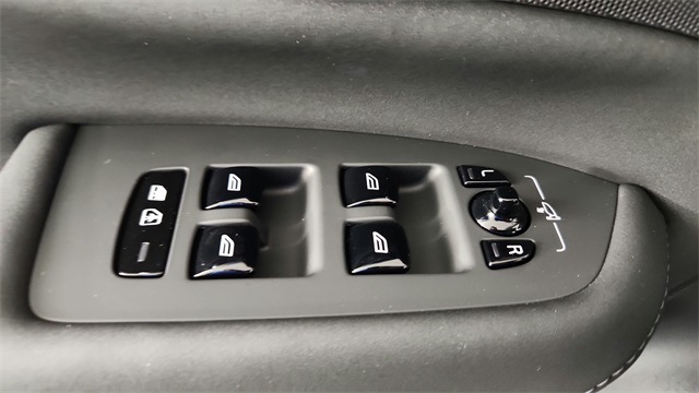 new 2026 Volvo XC90 car, priced at $76,230