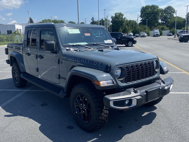 new 2025 Jeep Gladiator car, priced at $40,480