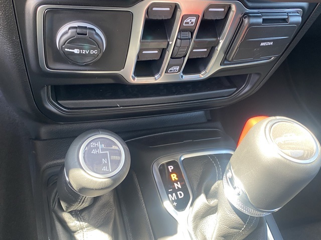 new 2025 Jeep Gladiator car, priced at $40,480