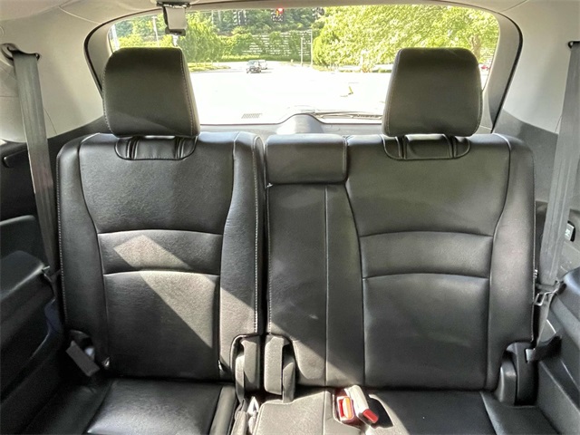 used 2022 Honda Pilot car, priced at $30,849