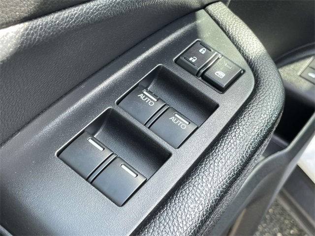 used 2022 Honda Pilot car, priced at $30,849