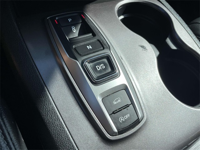 used 2022 Honda Pilot car, priced at $30,849