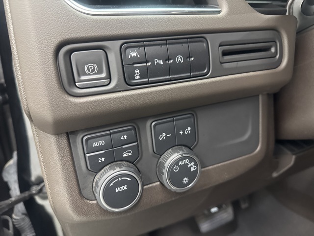 used 2023 Chevrolet Tahoe car, priced at $42,988