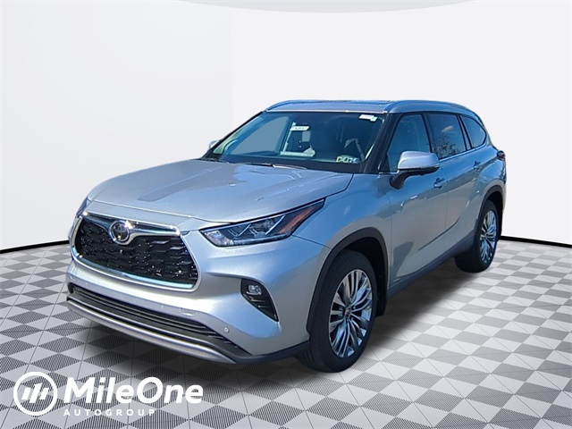 new 2025 Toyota Highlander Hybrid car, priced at $56,528