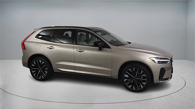 new 2026 Volvo XC60 car, priced at $63,935