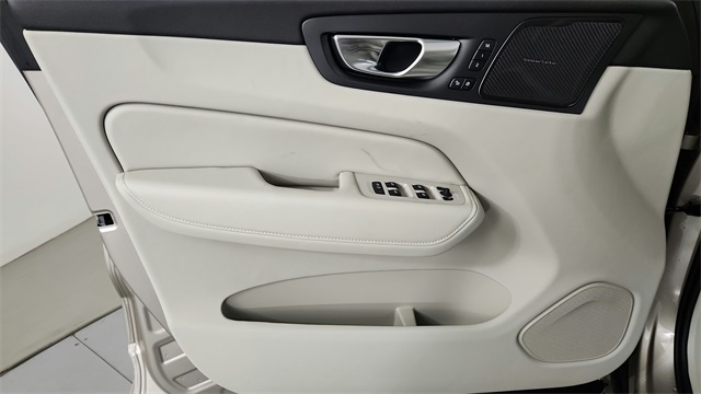 new 2026 Volvo XC60 car, priced at $63,935