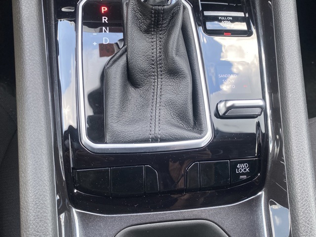 new 2025 Jeep Compass car, priced at $24,301