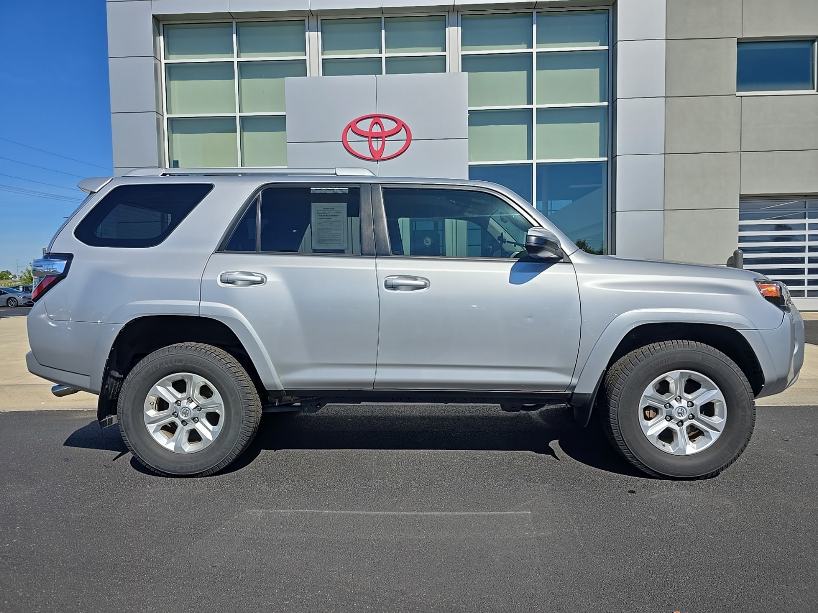 used 2018 Toyota 4Runner car, priced at $33,026