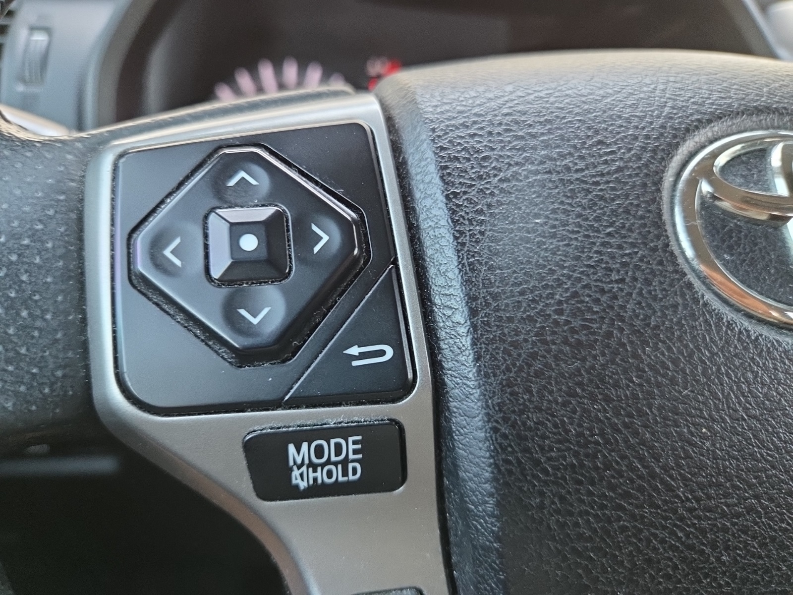 used 2018 Toyota 4Runner car, priced at $33,026