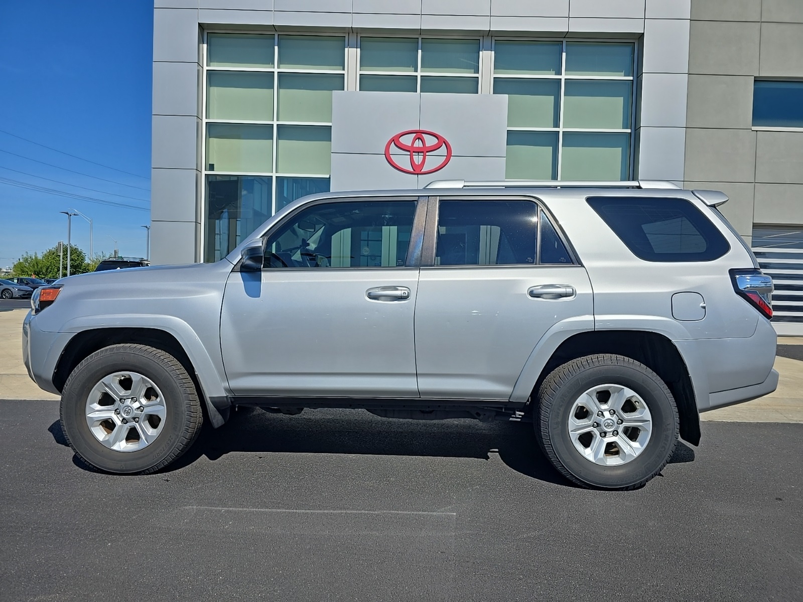 used 2018 Toyota 4Runner car, priced at $33,026
