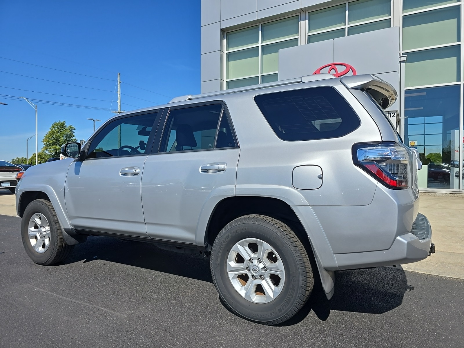 used 2018 Toyota 4Runner car, priced at $33,026