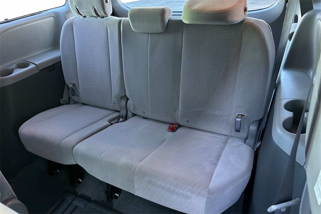 used 2015 Toyota Sienna car, priced at $21,908