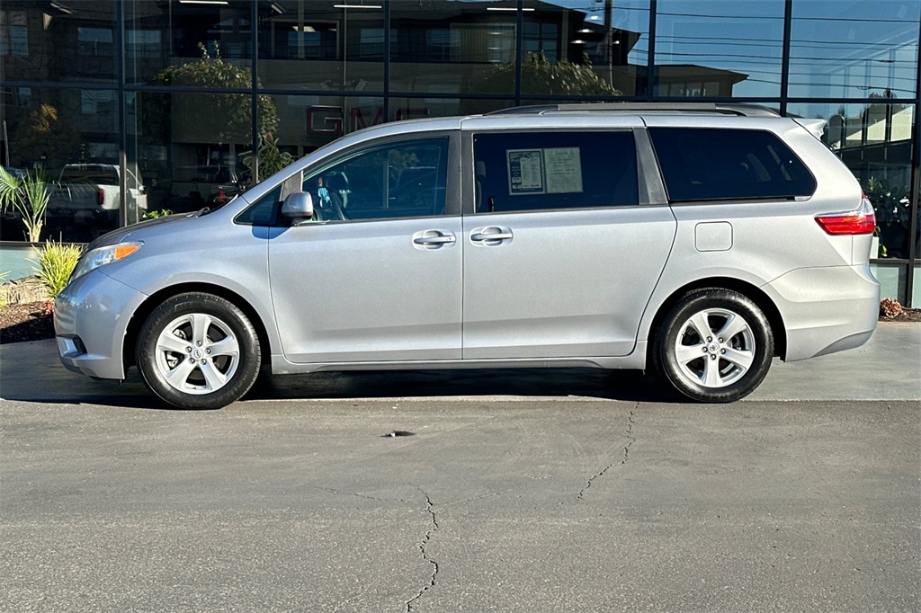 used 2015 Toyota Sienna car, priced at $21,908
