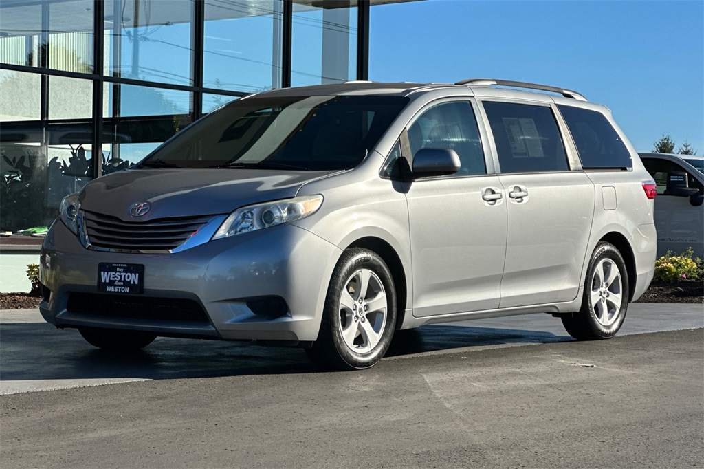 used 2015 Toyota Sienna car, priced at $21,908