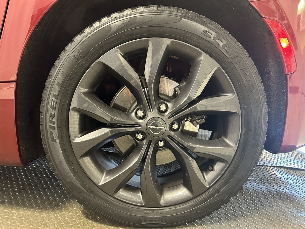 used 2020 Chrysler Pacifica car, priced at $19,299