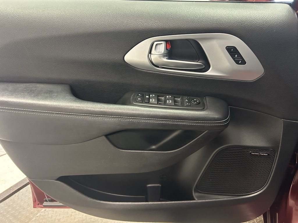 used 2020 Chrysler Pacifica car, priced at $19,299