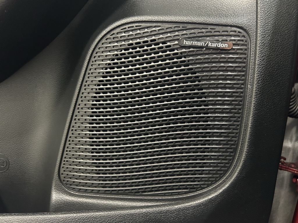 used 2020 Chrysler Pacifica car, priced at $19,299