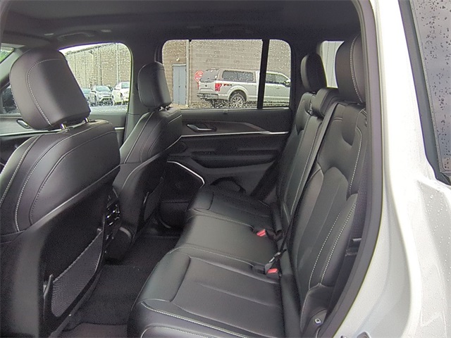 new 2025 Jeep Grand Cherokee car, priced at $49,856