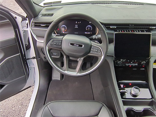 new 2025 Jeep Grand Cherokee car, priced at $49,856