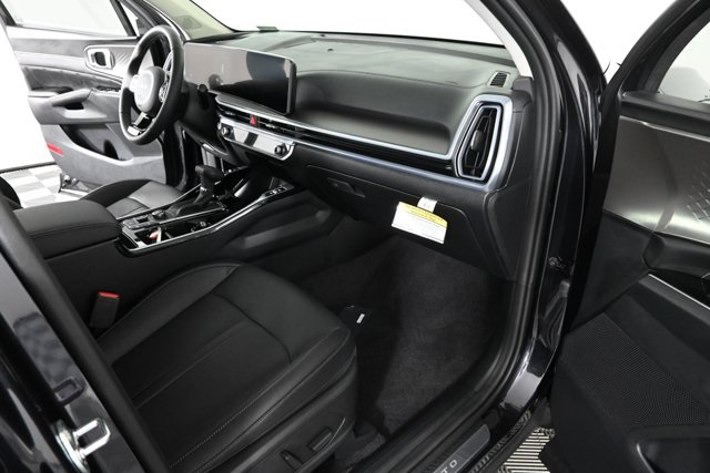 new 2025 Kia Sorento car, priced at $40,872