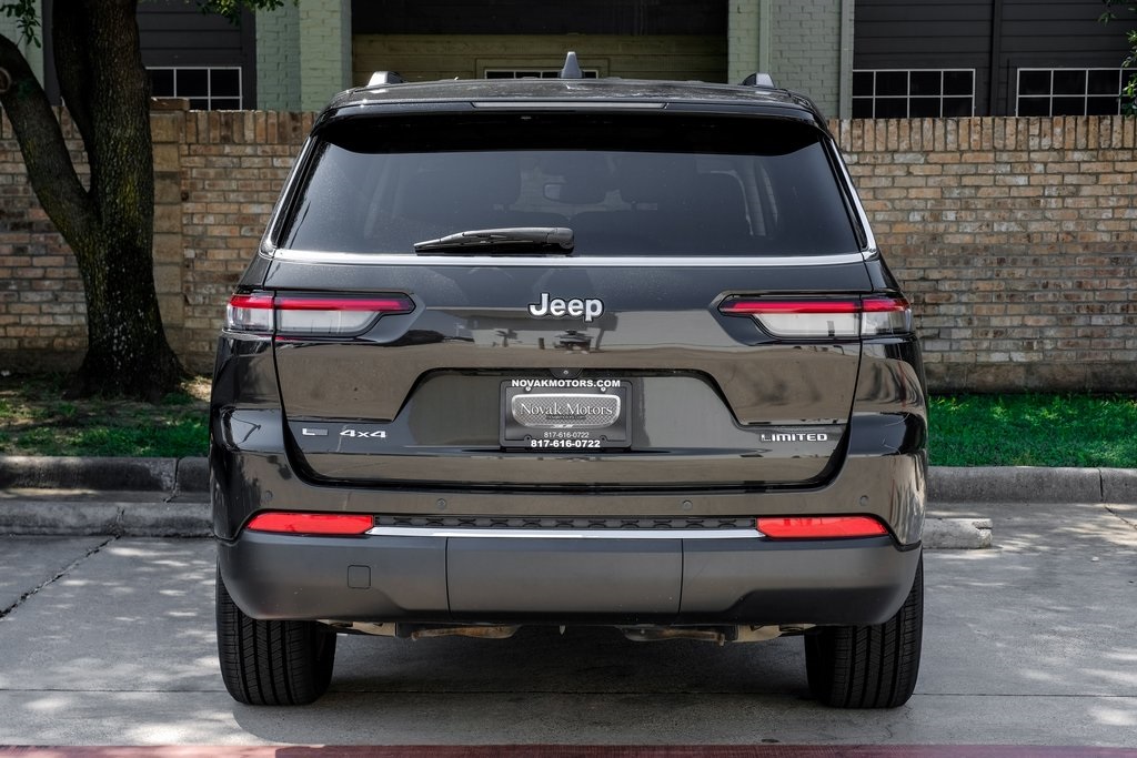used 2022 Jeep Grand Cherokee L car, priced at $29,206