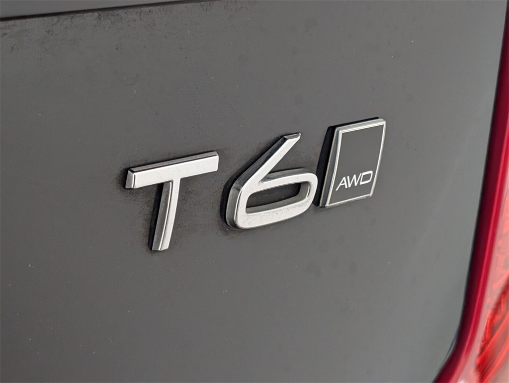 used 2020 Volvo XC90 car, priced at $24,000