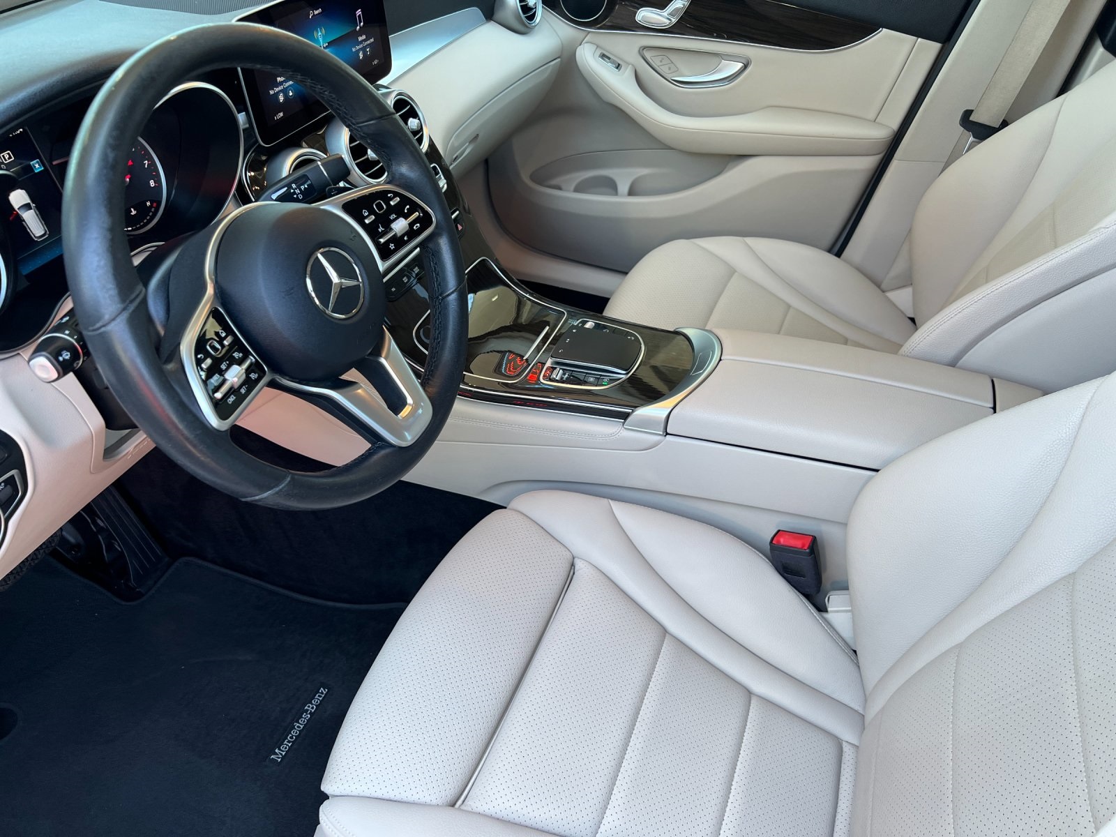 used 2020 Mercedes-Benz GLC car, priced at $21,998