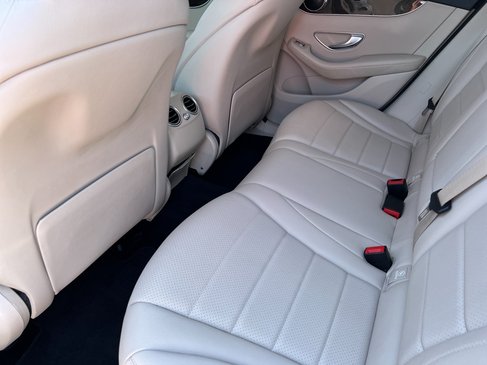 used 2020 Mercedes-Benz GLC car, priced at $21,998