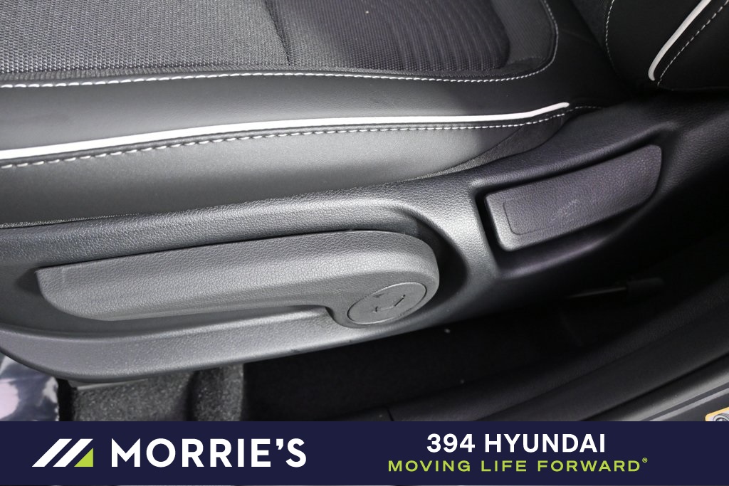 new 2025 Hyundai Venue car, priced at $24,071