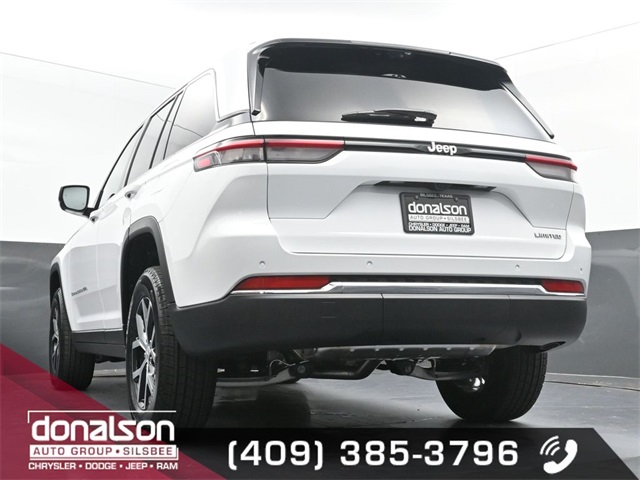 new 2025 Jeep Grand Cherokee car, priced at $46,721