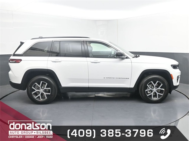 new 2025 Jeep Grand Cherokee car, priced at $46,721