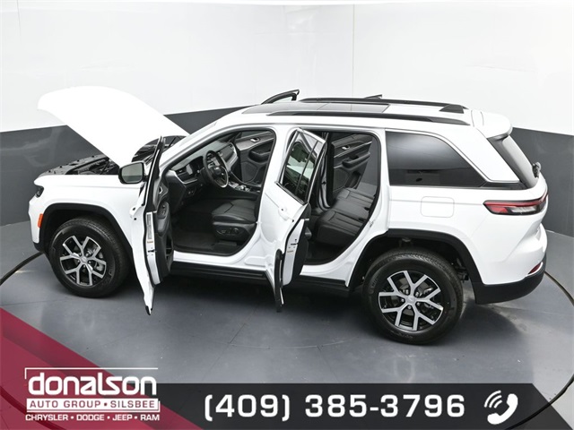 new 2025 Jeep Grand Cherokee car, priced at $46,721