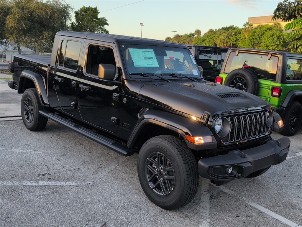 new 2025 Jeep Gladiator car, priced at $48,833
