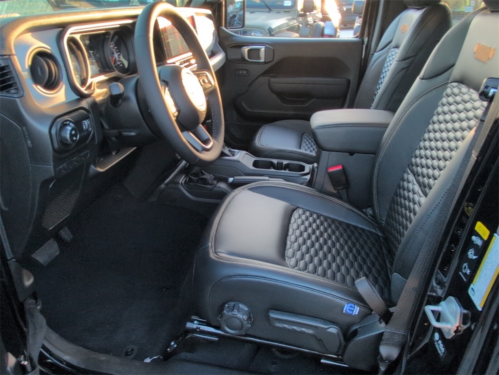 new 2025 Jeep Gladiator car, priced at $48,833