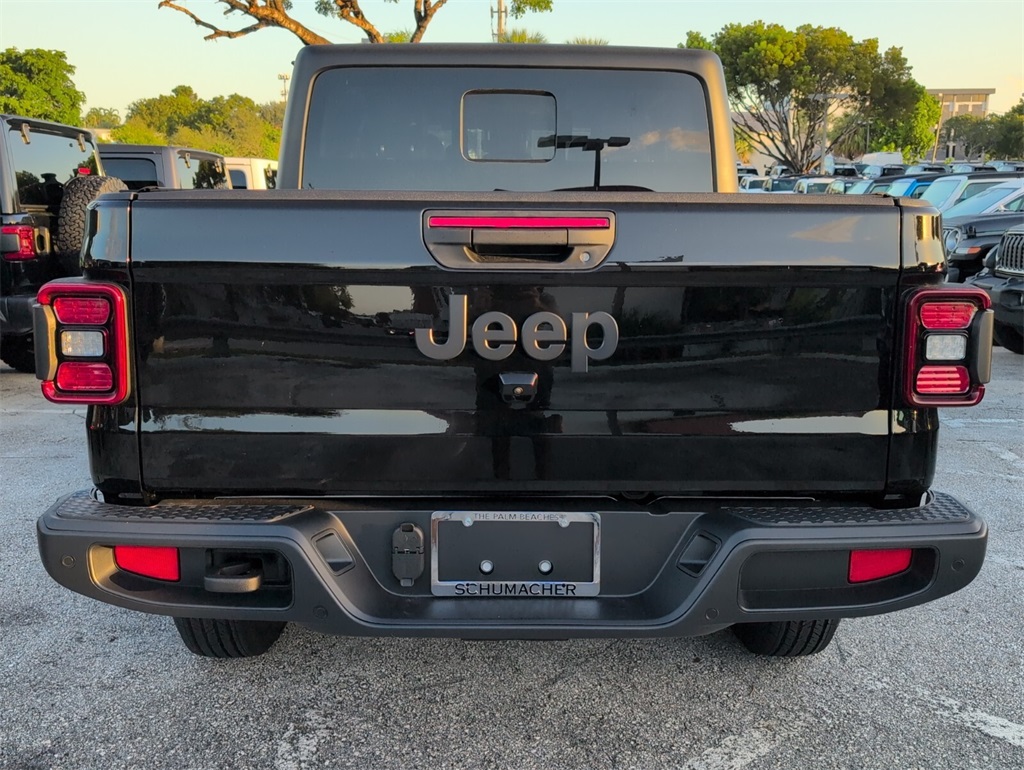 new 2025 Jeep Gladiator car, priced at $48,833