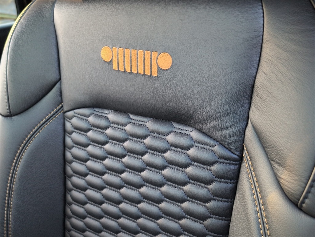 new 2025 Jeep Gladiator car, priced at $48,833