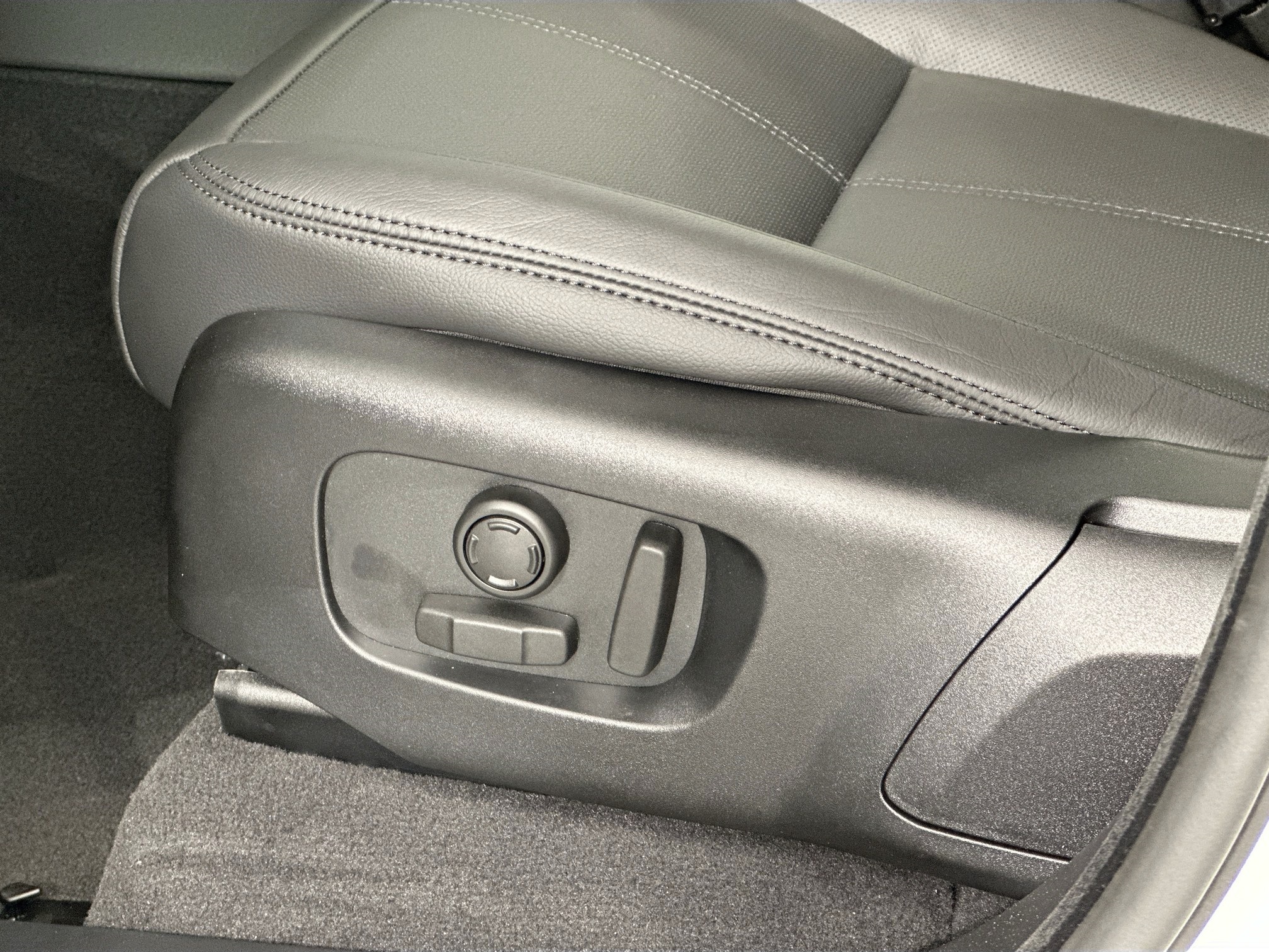used 2026 Land Rover Range Rover Velar car, priced at $70,120