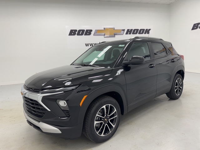 new 2026 Chevrolet TrailBlazer car, priced at $25,950