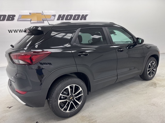 new 2026 Chevrolet TrailBlazer car, priced at $25,950