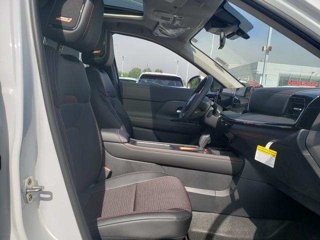 new 2025 Nissan Kicks car, priced at $30,622