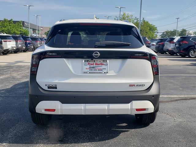 new 2025 Nissan Kicks car, priced at $30,622