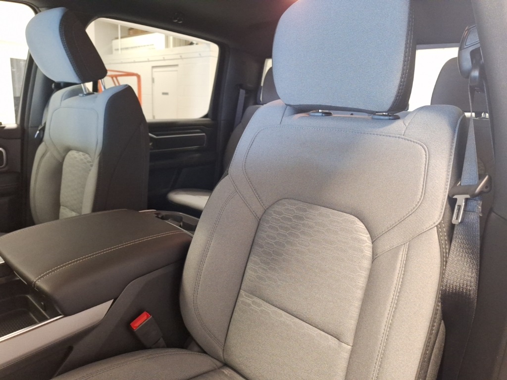 new 2025 Ram 1500 car, priced at $41,999