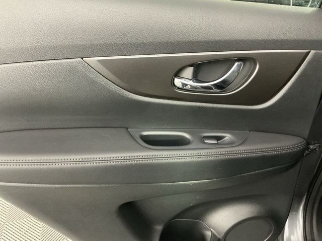 used 2015 Nissan Rogue car, priced at $8,996