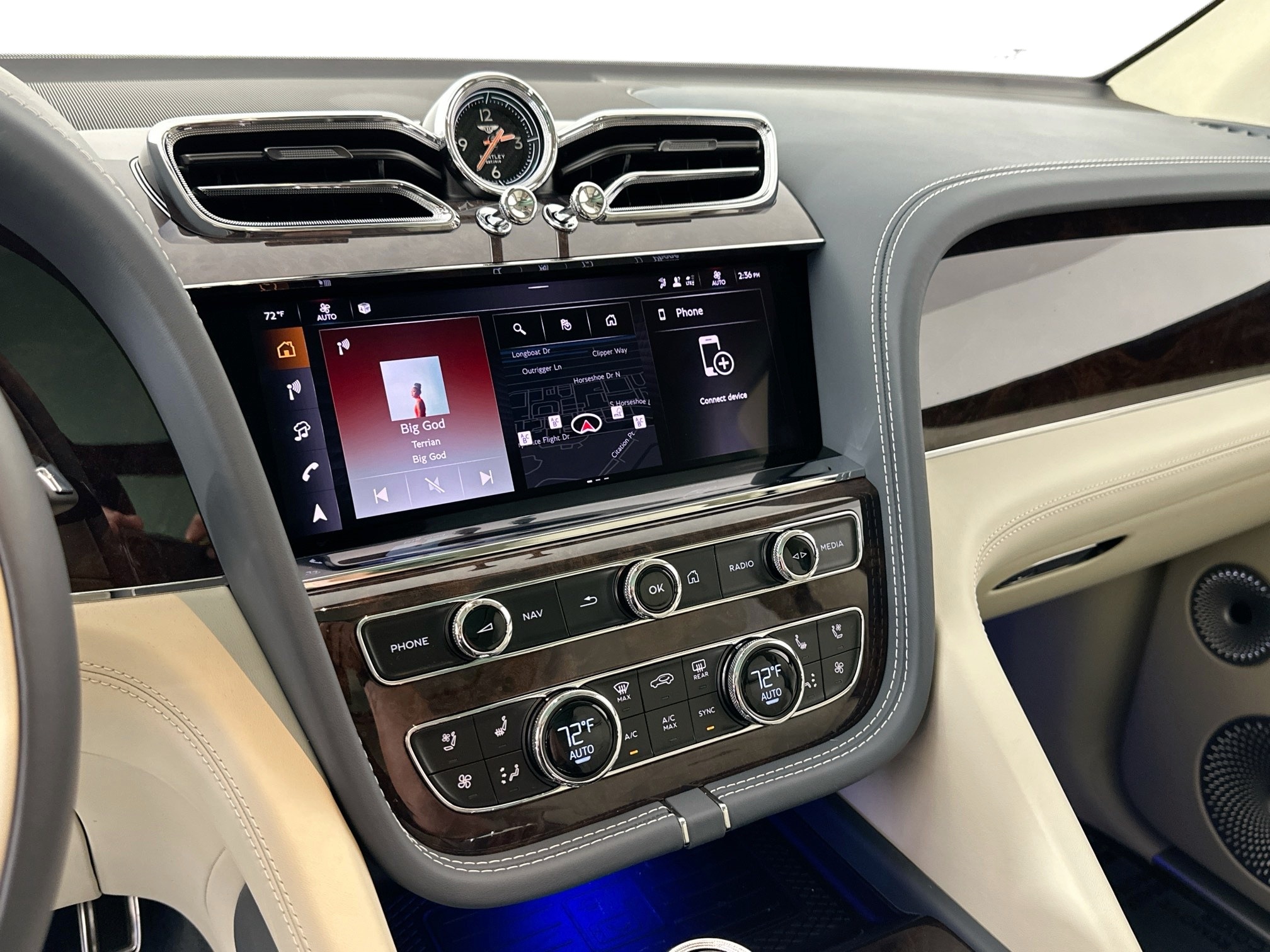 new 2025 Bentley Bentayga car