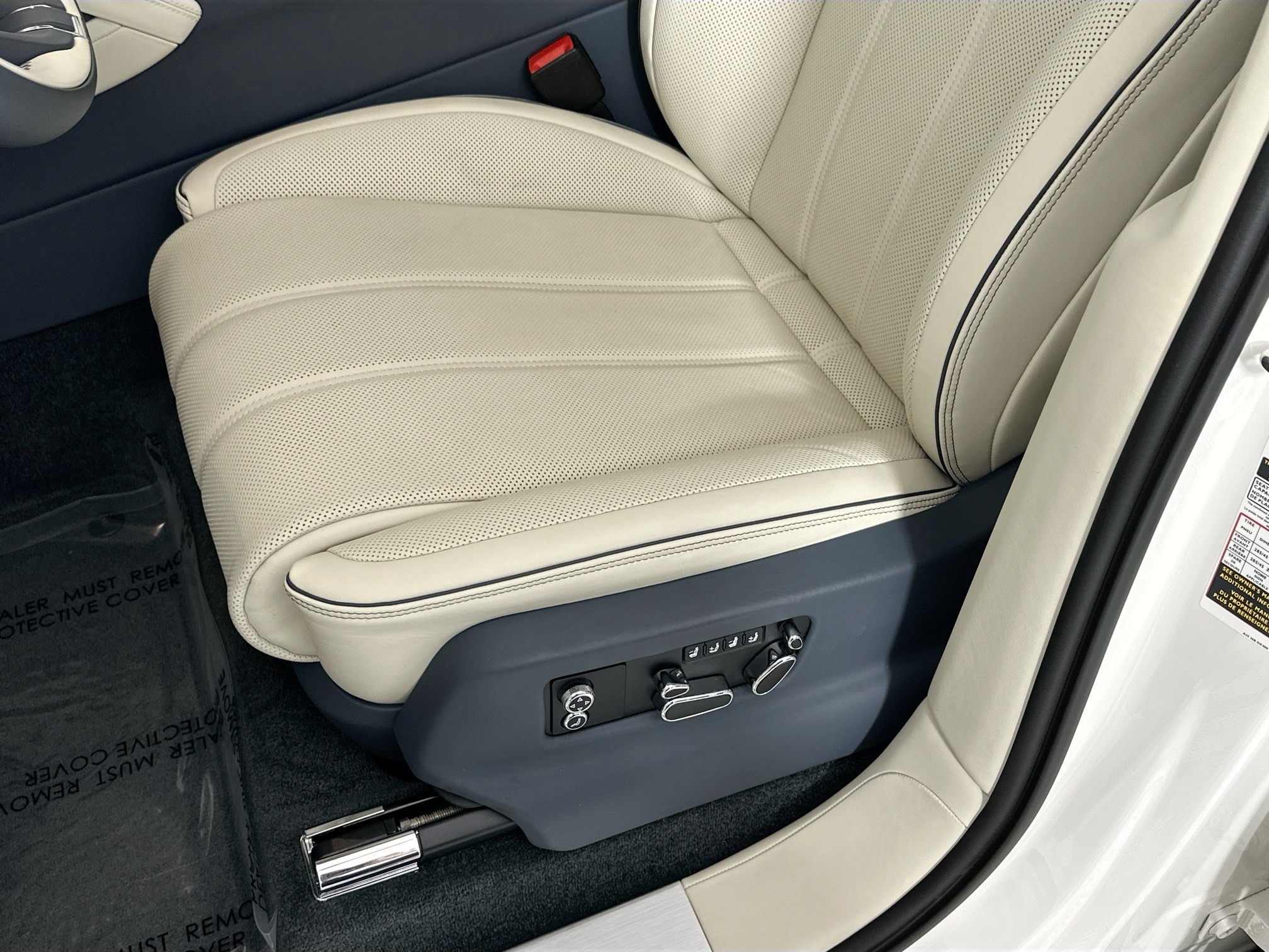 new 2025 Bentley Bentayga car