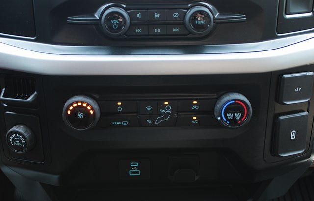 used 2022 Ford F-150 car, priced at $34,022