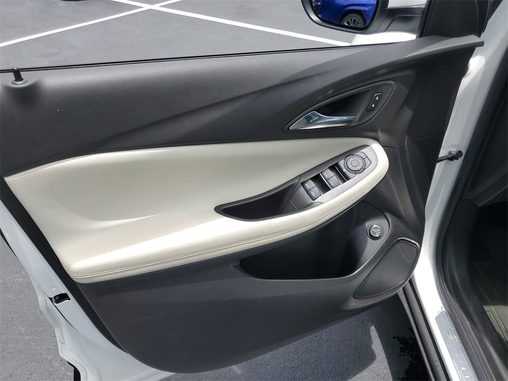 used 2022 Buick Encore GX car, priced at $18,998