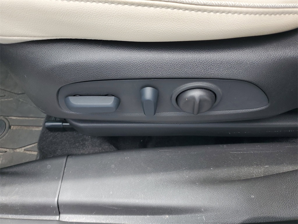 used 2022 Buick Encore GX car, priced at $18,998