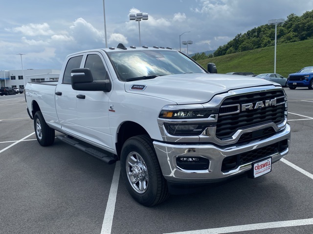 new 2025 Ram 3500 car, priced at $61,581